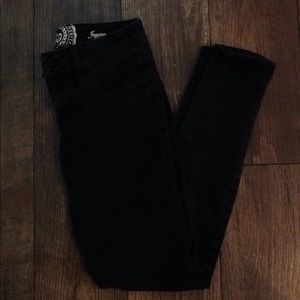 Juniors black skinny jean jeggings
